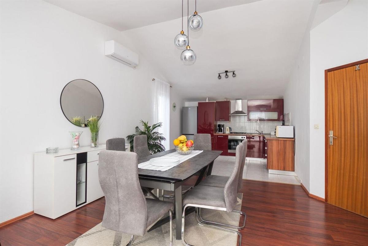 apartments-zivana-apartment-a3-primosten-croatia-40279 0 900-3