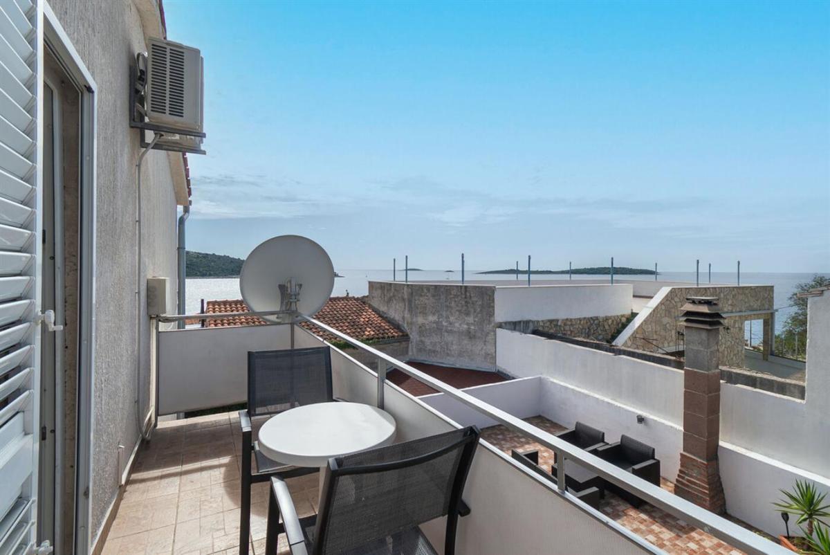 apartments-zivana-apartment-a3-primosten-croatia-40279 0 900-4